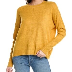 Vince Camuto Center Seam Gold Crewneck Sweater medium Gorpcore Hawkeyes